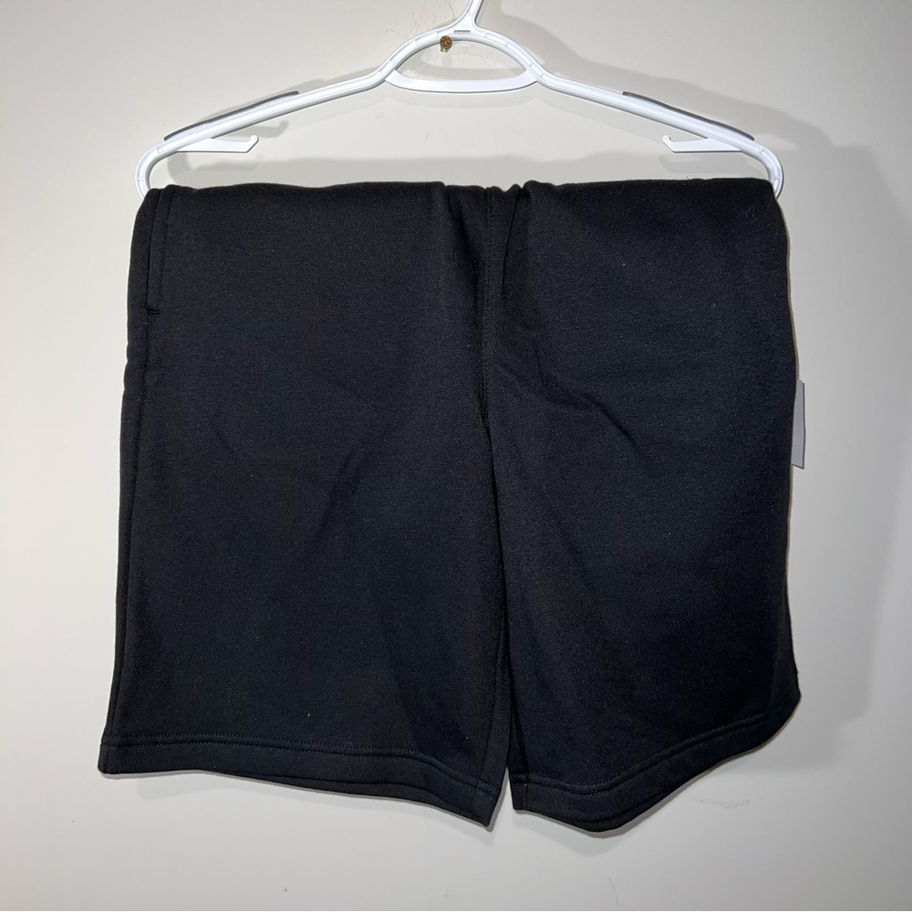 12 Thompson Black Men’s Shorts